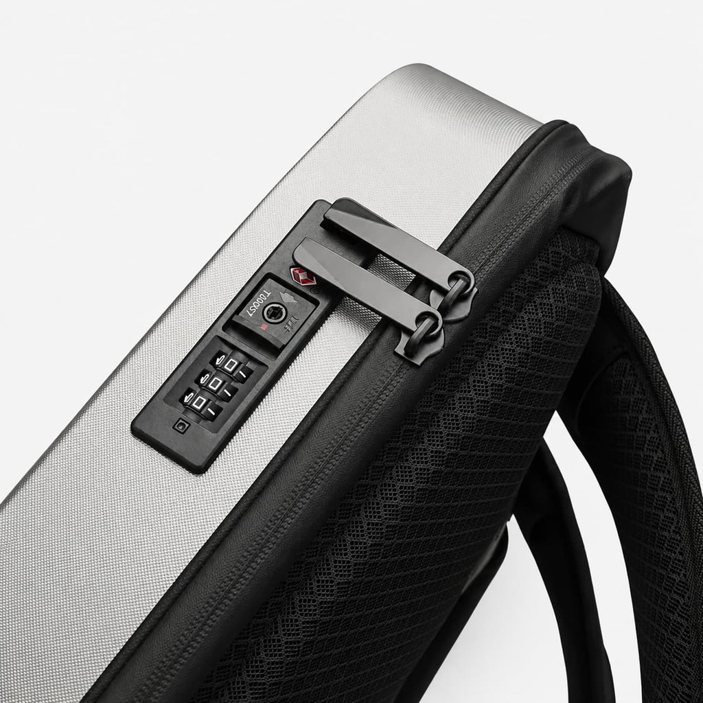Ultra-Slim Rigid Plastic Backpack Maison Dorsal