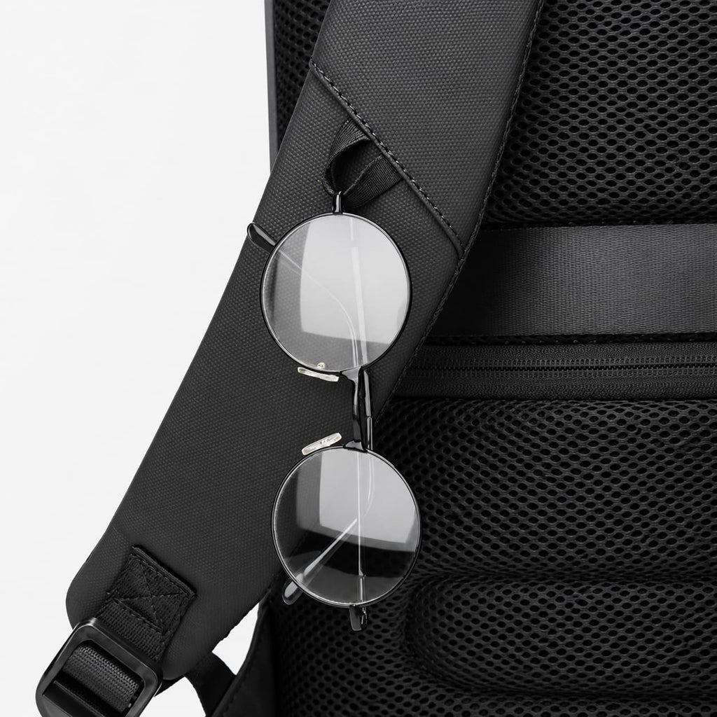 Black Anti-Theft Backpack – Secure & Stylish Maison Sacori