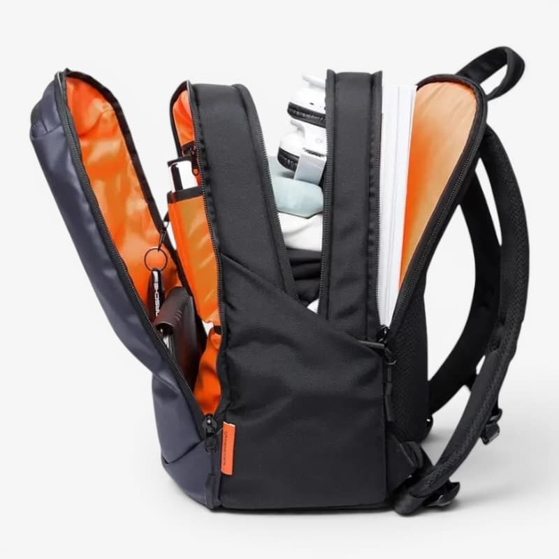 Multi-Compartment Backpack Black Matte ruksly