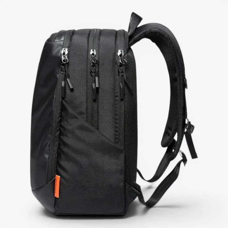 Multi-Compartment Backpack Black Matte ruksly